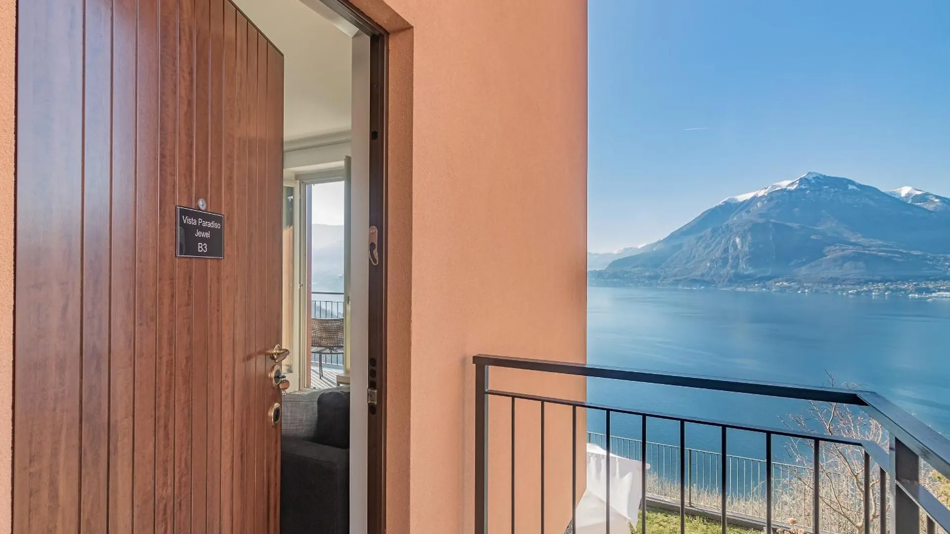 Jewel Of Varenna Perledo